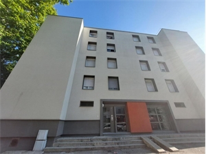 t4 à la vente -   84000  AVIGNON, surface 77 m2 vente t4 - UBI481551602